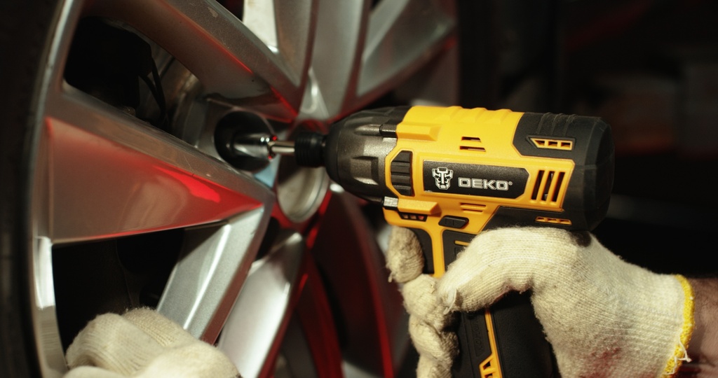 DEKO TOOLS 12V LITHIUM CORDLESS IMPACT DRIVER, Rated Voltage: 12V Max Torque: 100 N.m No-load speed: 0-2600rpm.