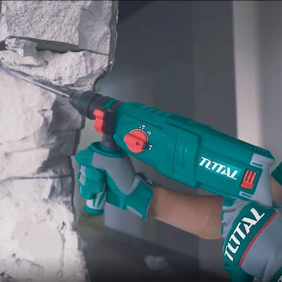 TOTAL TH308268-2 800W SDS Plus Rotary Hammer